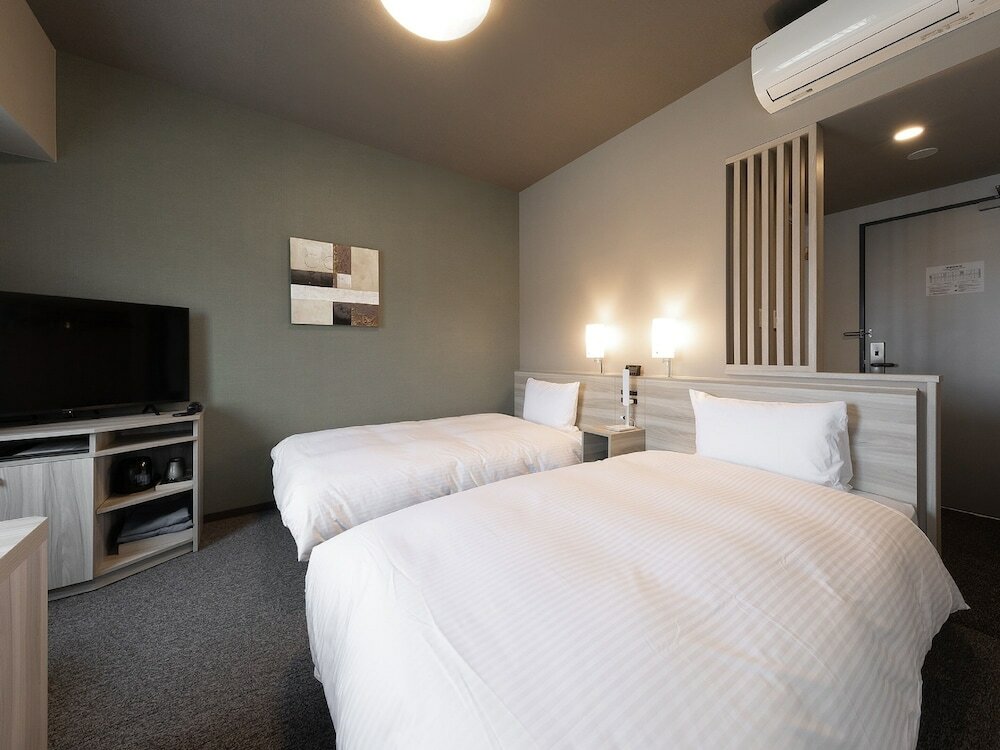 Фото Hotel Route Inn Kyoto Kameoka