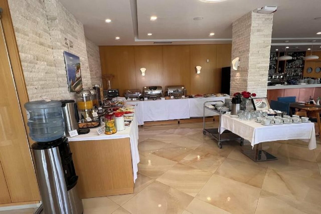 Фото Hotel Luxury