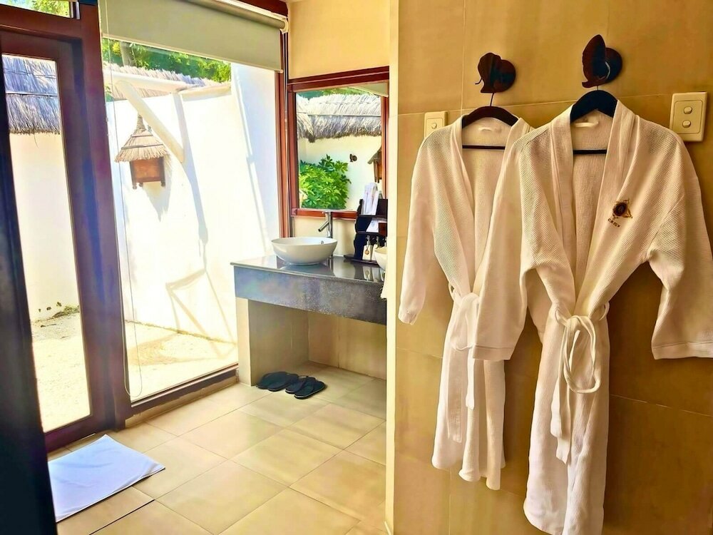 Фото Victoria Phan Thiet Beach Resort & SPA