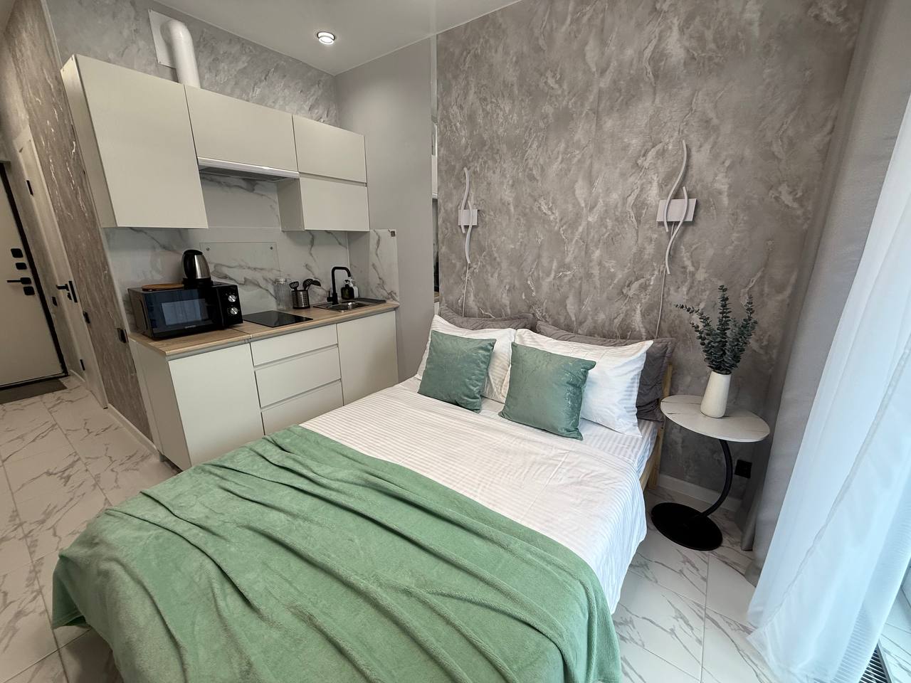 Фото МореСолнцаАпарт на улице Полтавская 21Ак1