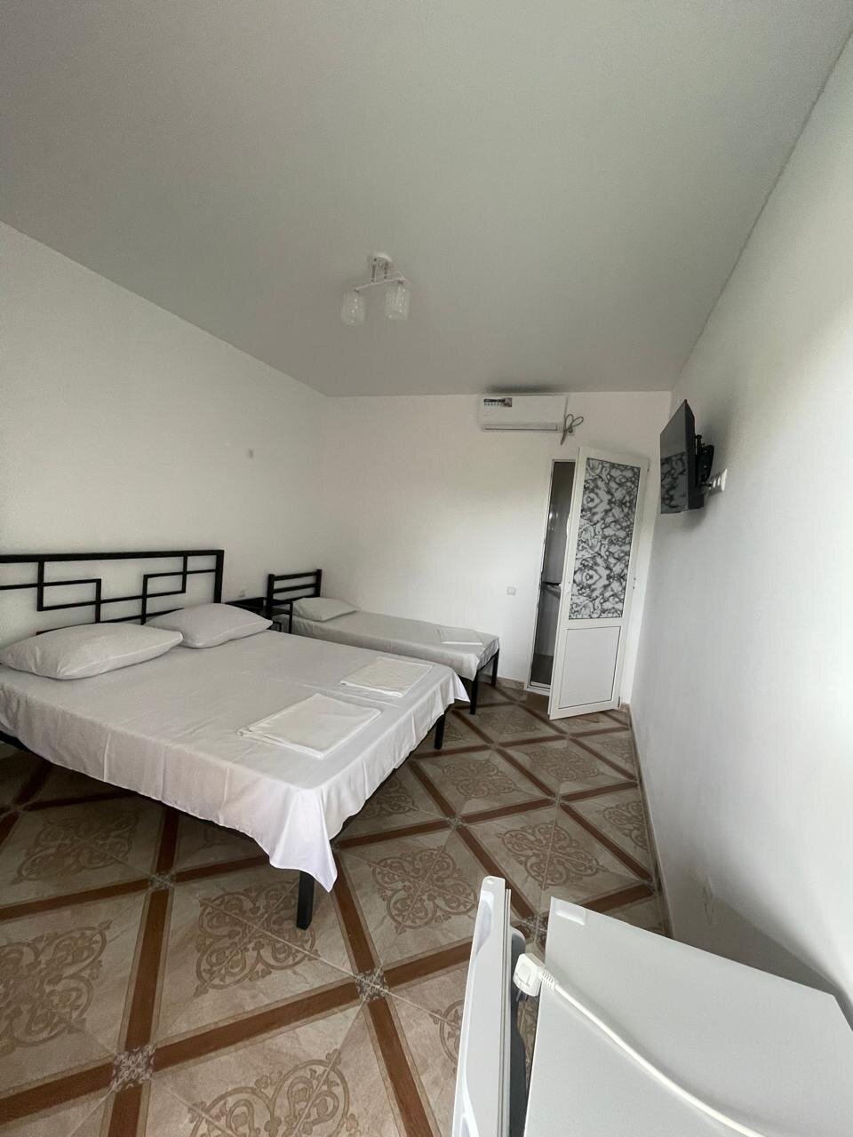 Фото Hotel Damir