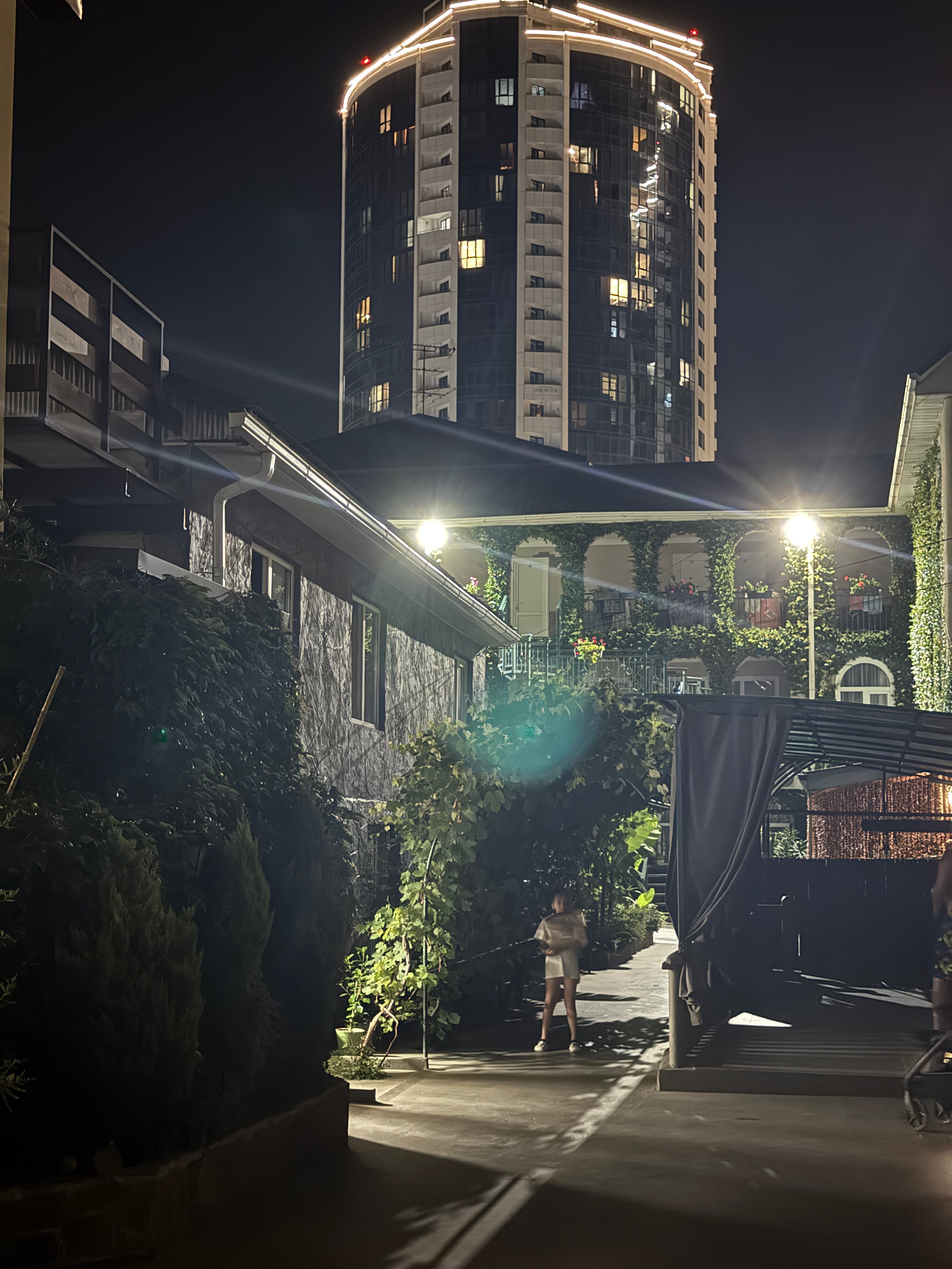 Фото отеля 2