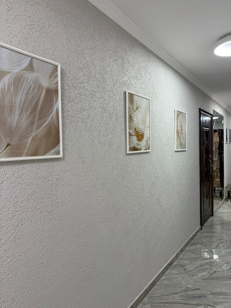 Фото Floral Courtyard