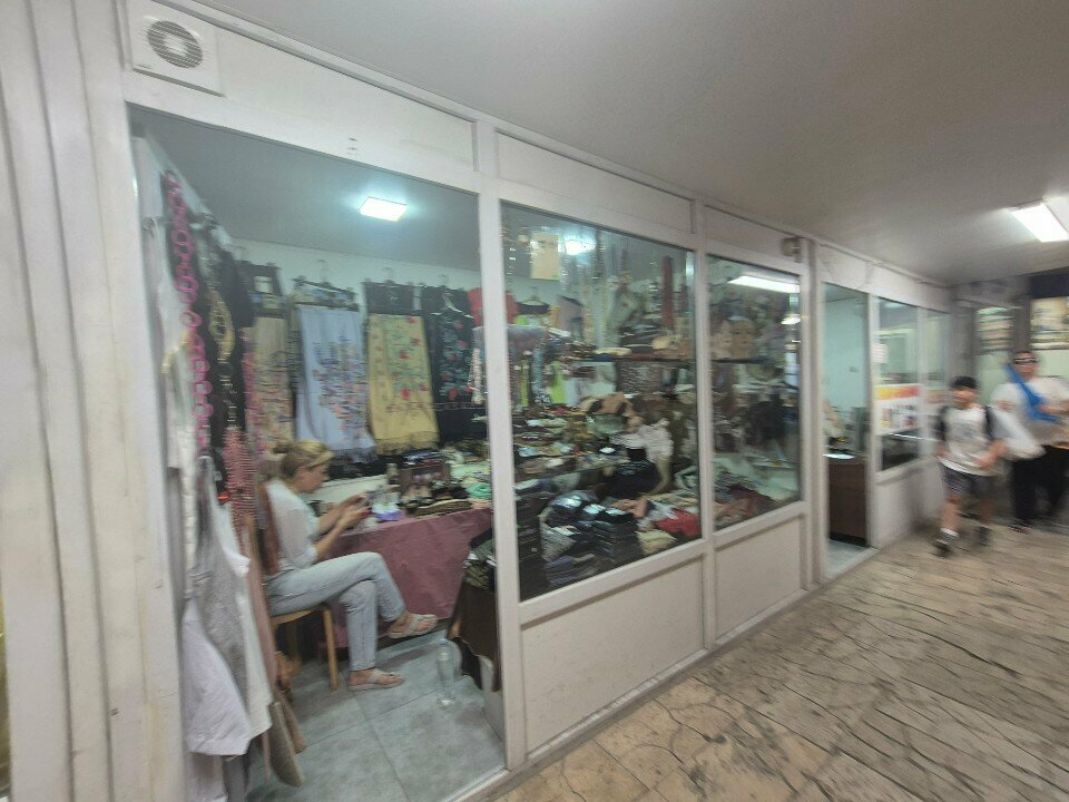 Wigs, hairpieces Шарфы и парики, Yerevan, photo