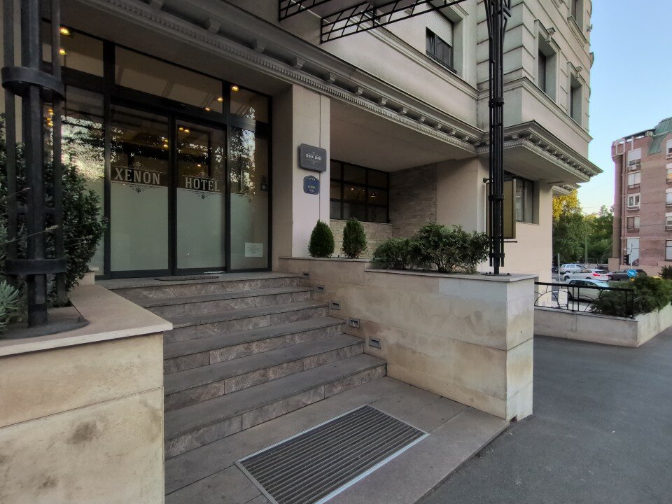 Фото Xenon Hotel
