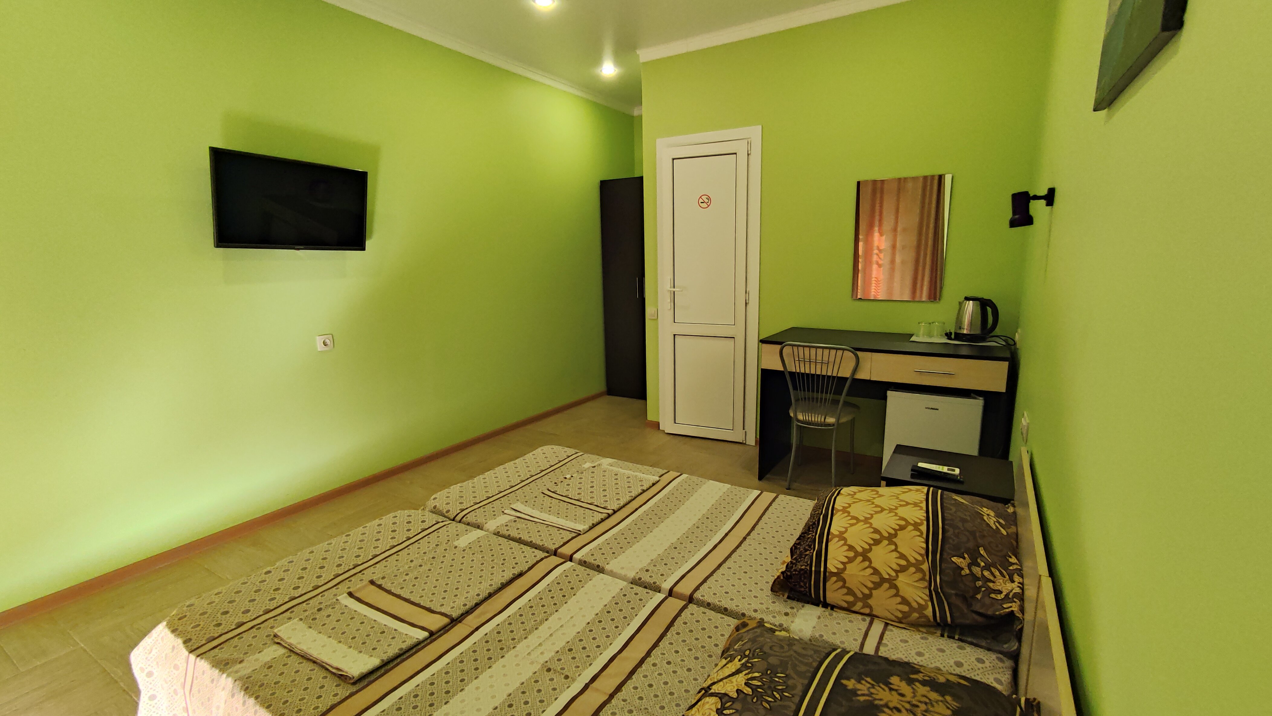 Фото Лазуриус