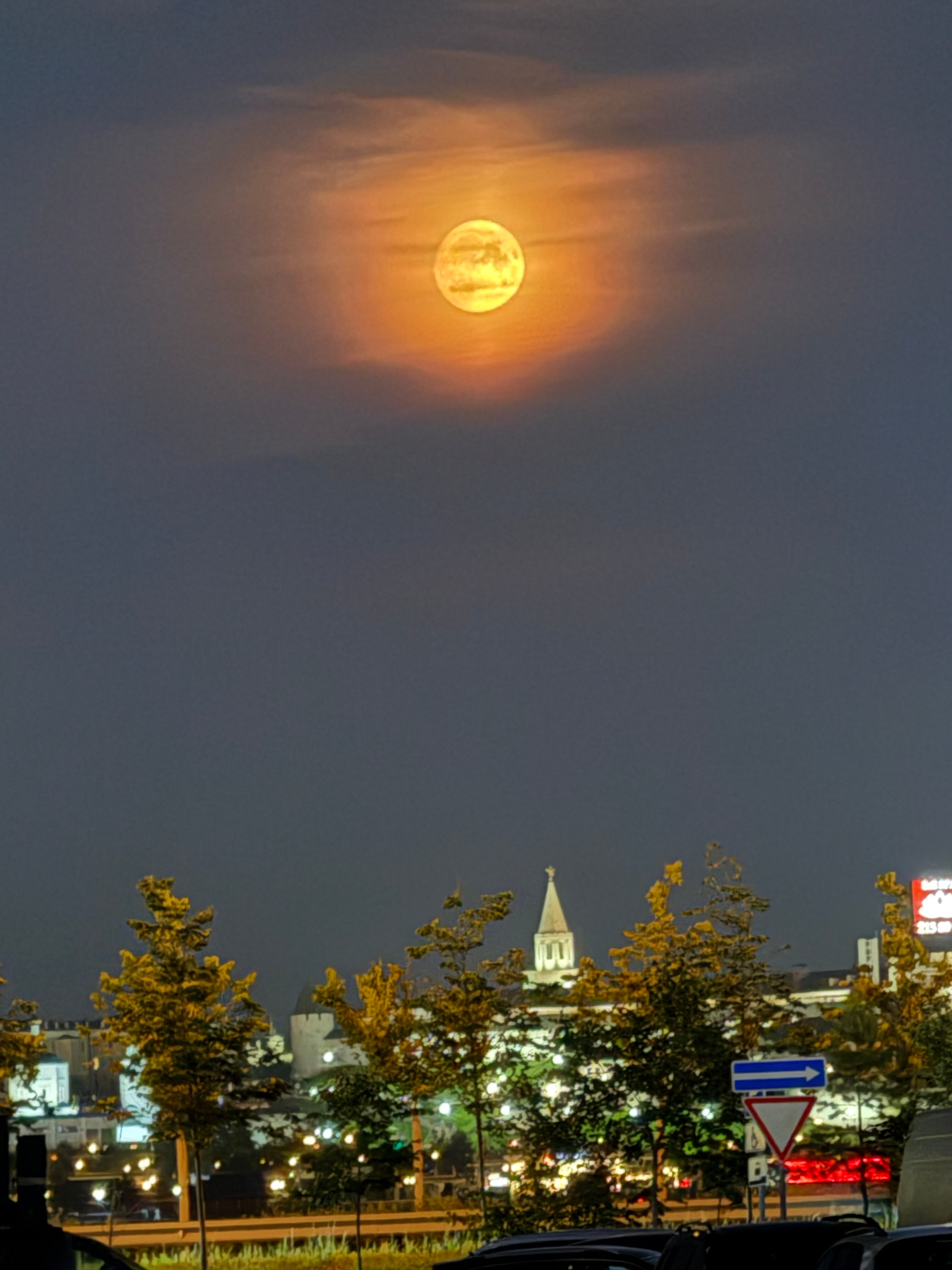 Фото Munib Hotel