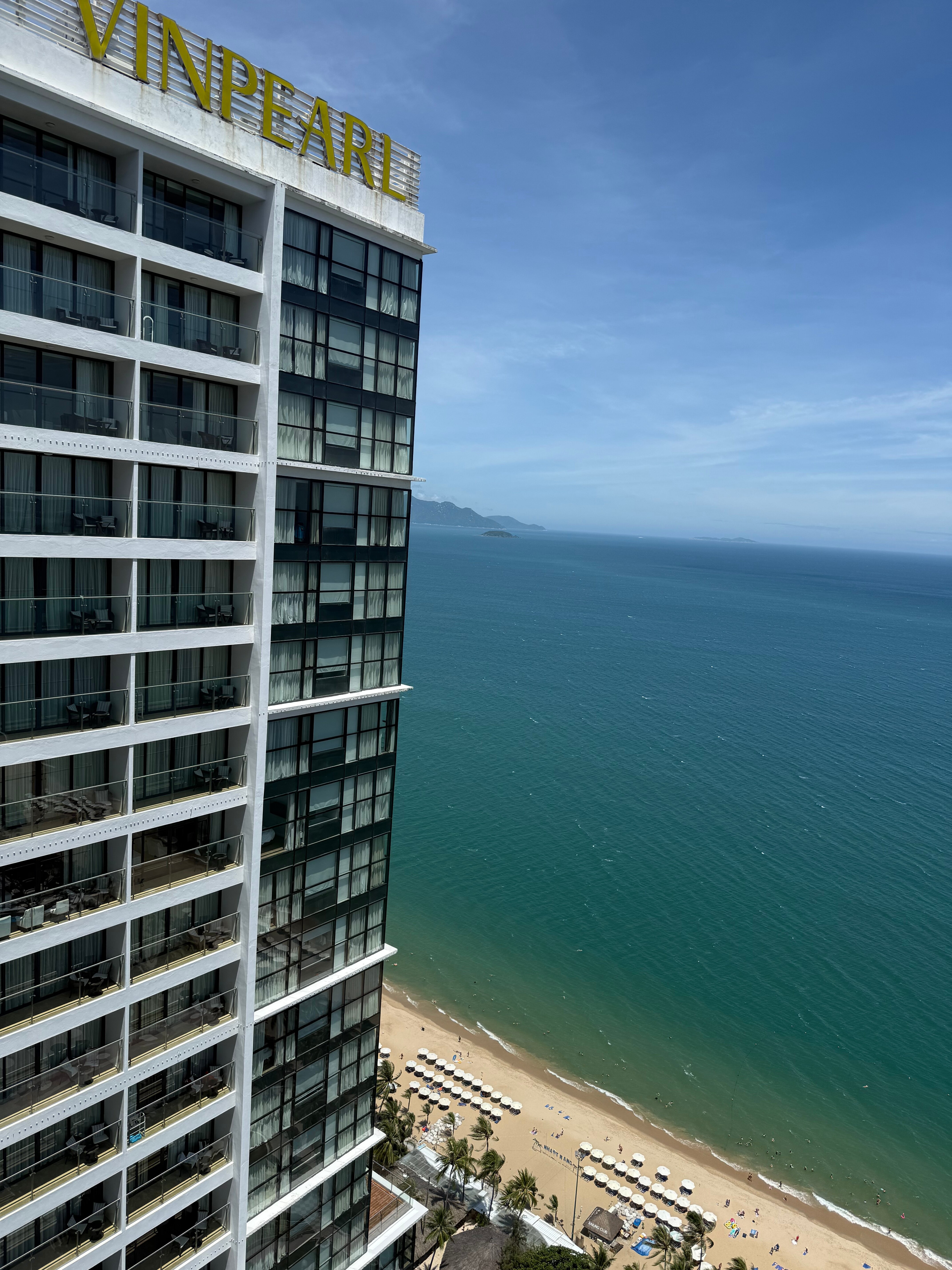 Фото Vinpearl Beachfront Nha Trang