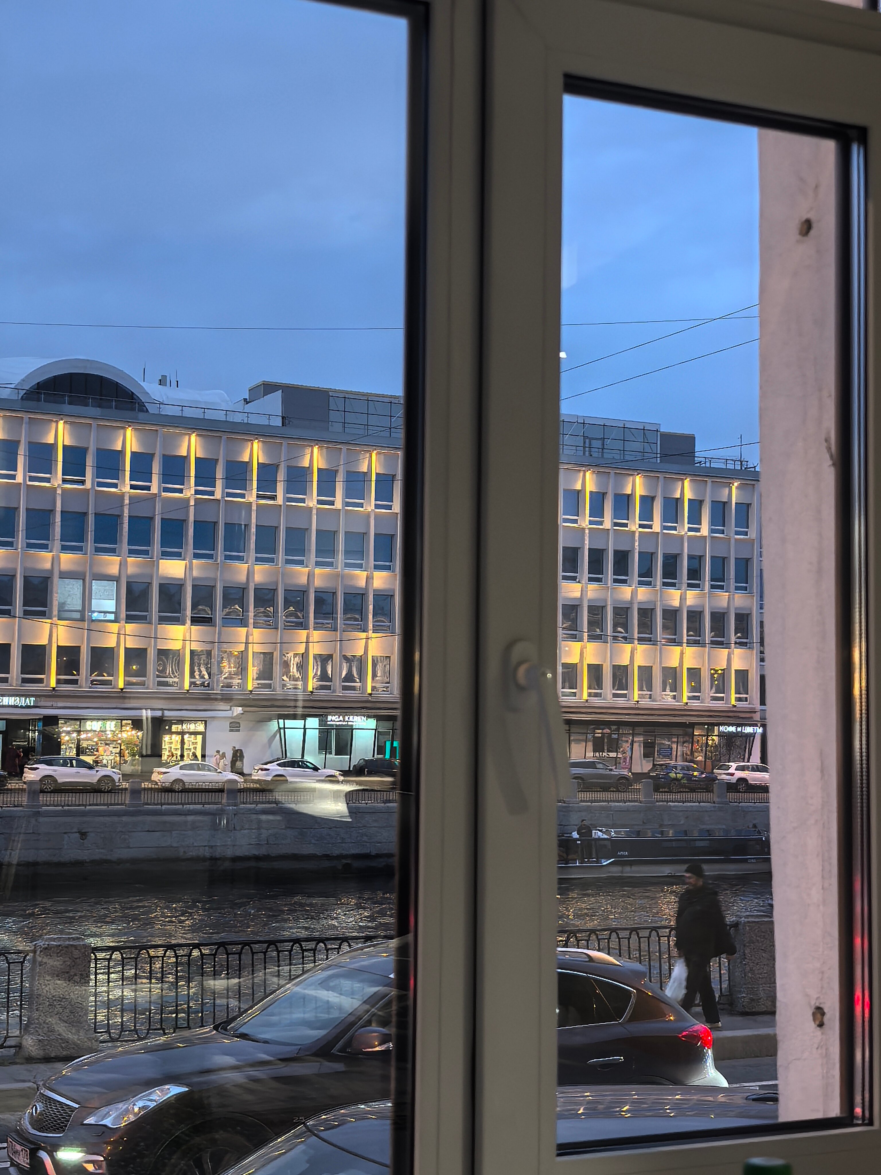 Фото Критик Отдыхает на Фонтанке 80