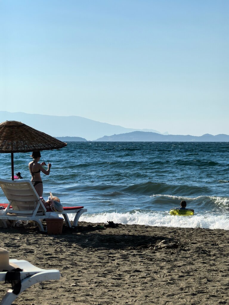 Beach Liman Plajı, Guzelbahce, photo