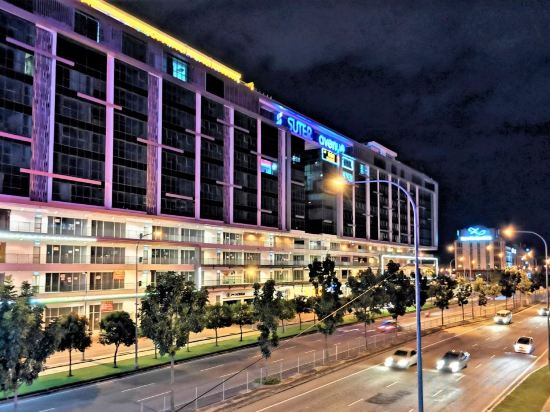 Фото 38910995053