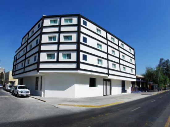 Фото Hotel Portonovo Plaza Centro