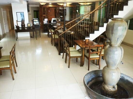 Фото Palm Grass Hotel