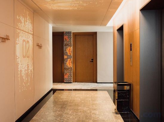 Фото Victoria Garden Hotel