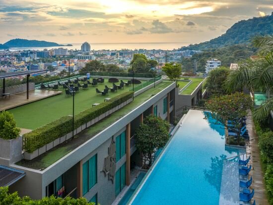 Фото Fusion Suites Phuket Patong