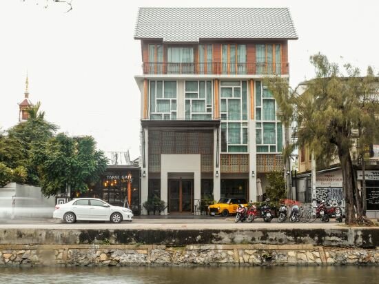 Фото Tapae Gate Villa