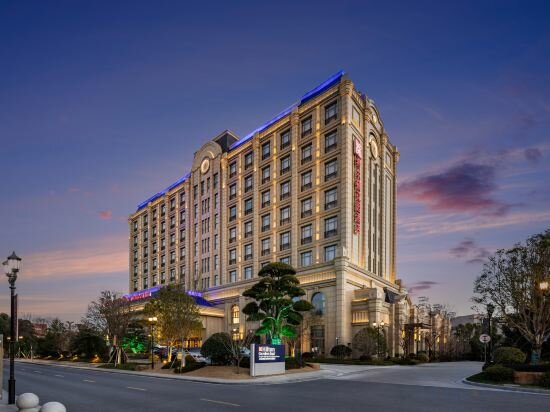 Фото Hilton Garden Inn Shanghai High Speed East Railway Station