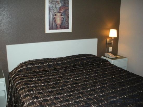 Фото Four Points by Sheraton Vaughan