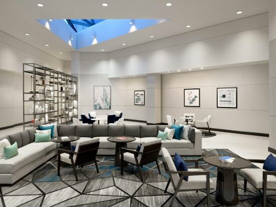 Фото Sheraton Cerritos Hotel