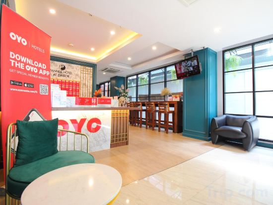 Фото Super Oyo 483 Pannee Hotel Khaosan