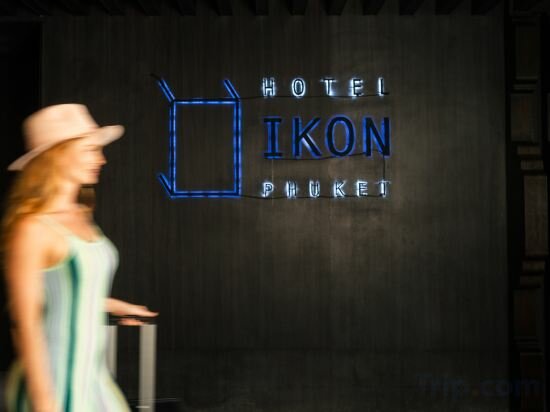 Фото Hotel IKON Phuket