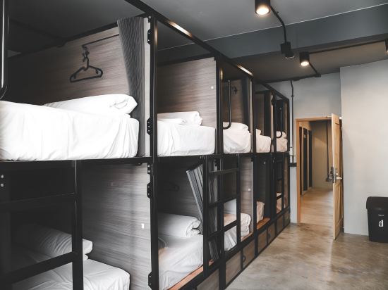 Фото The Cube Hostel Khaosan