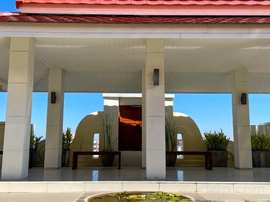 Фото The Empire Nimman