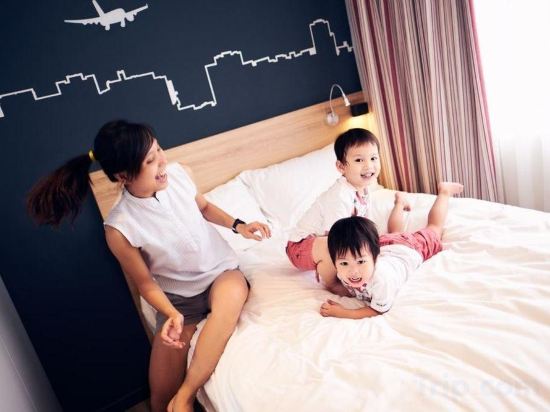 Фото Ibis Saigon Airport