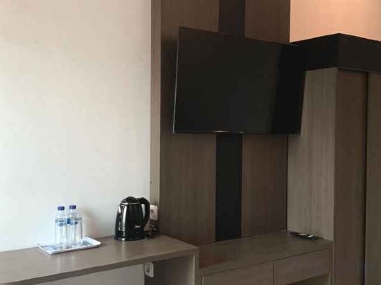 Фото Genio Syariah Hotel Solo