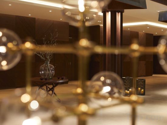 Фото Infinity Hotel & Conference Resort Munich