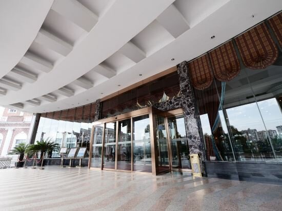 Фото Brilliance Garden Hotel