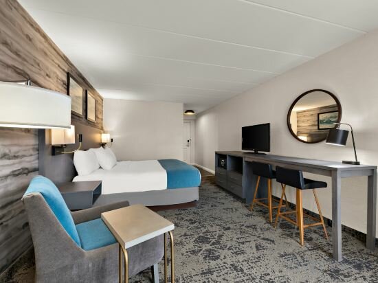 Фото Best Western Parkway Hotel Toronto North