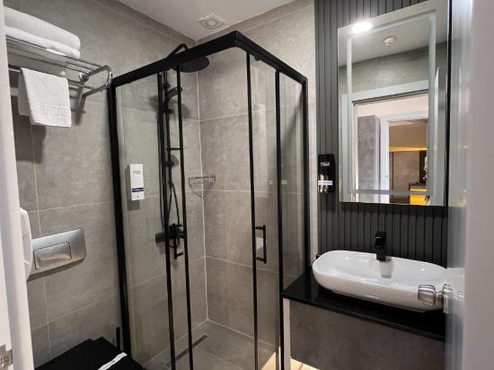 Фото Hotel Lazlakar