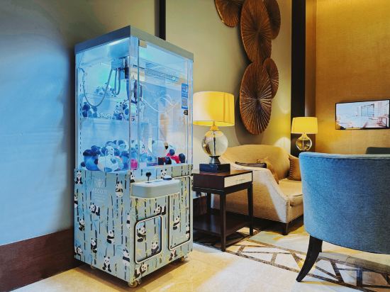 Фото Ascott Raffles City Chengdu