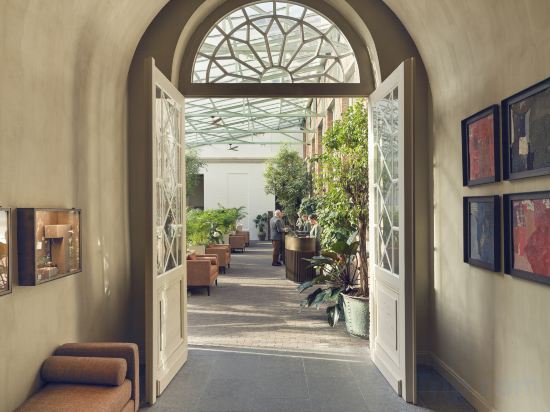 Фото Botanic Sanctuary Antwerp