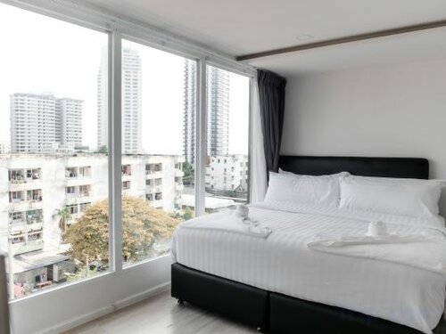 The Rizin Hotel Phratamnak