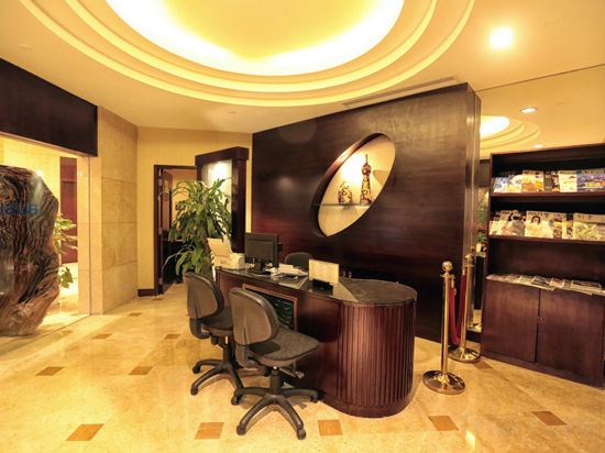 Фото Chongqing Carlton Hotel