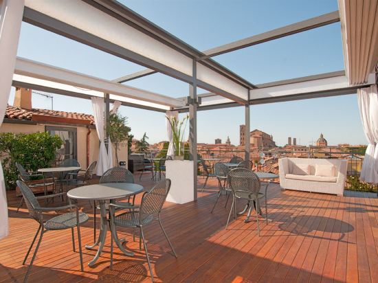 Фото Touring Hotel