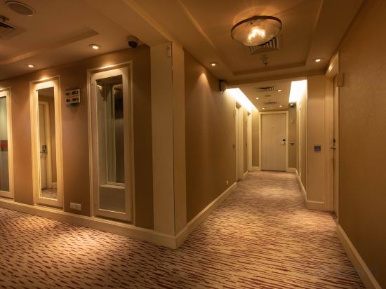Фото Clarens Hotel
