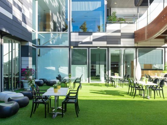 Фото Hotel Zentral Ave