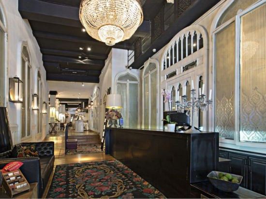 Фото отеля 2