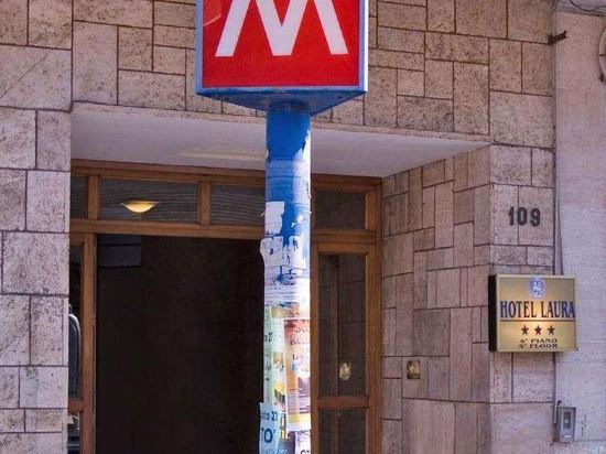 Фото Hotel Laura
