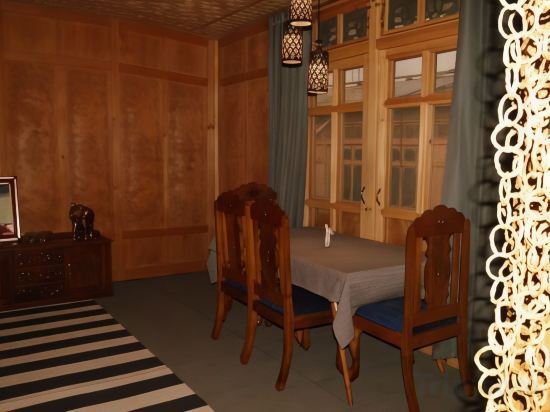 Фото Prince of Kashmir Luxury Houseboat