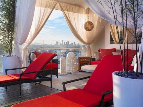 Фото W Hollywood