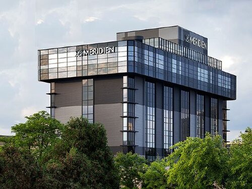 Гостиница Le Méridien Chicago - Oakbrook Center в Элмхерсте