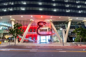 Гостиница Emporium Hotel South Bank