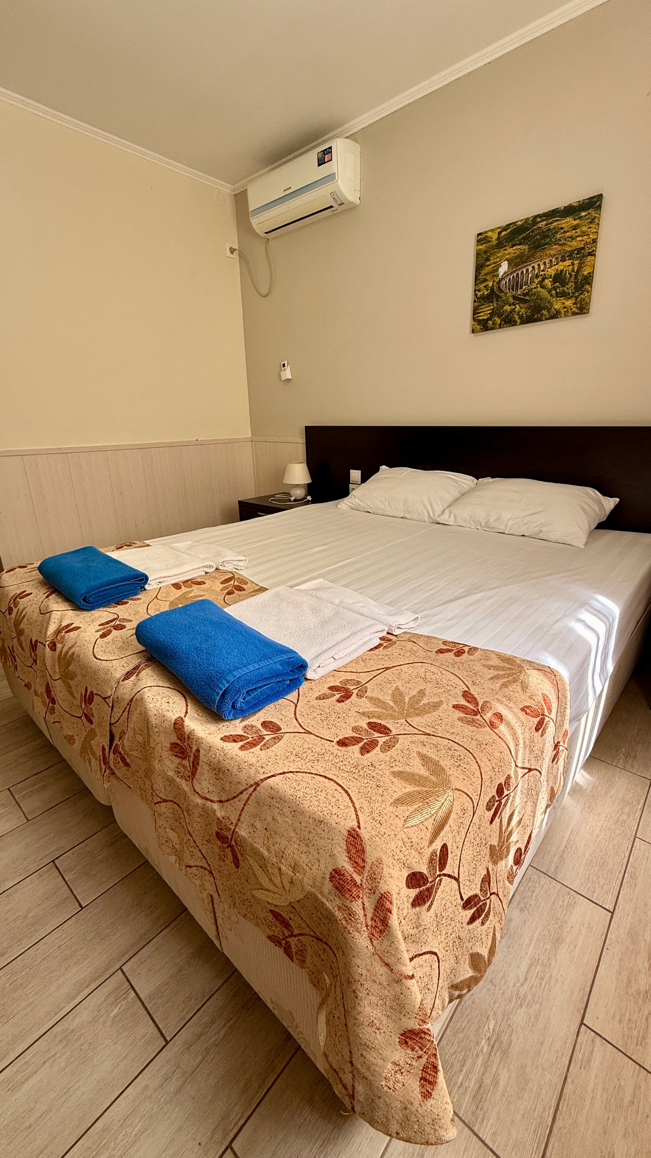 Фото Лазурный