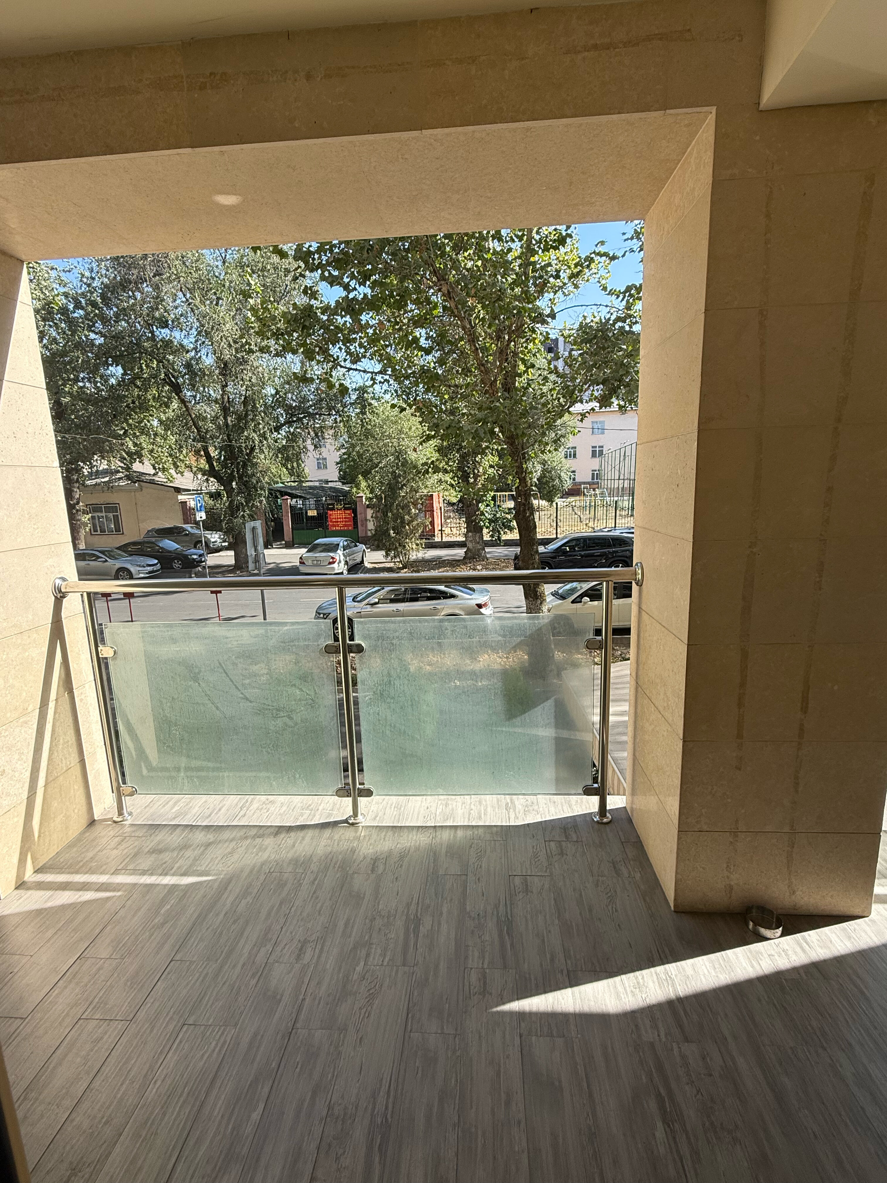 Фото B Hotel Bishkek