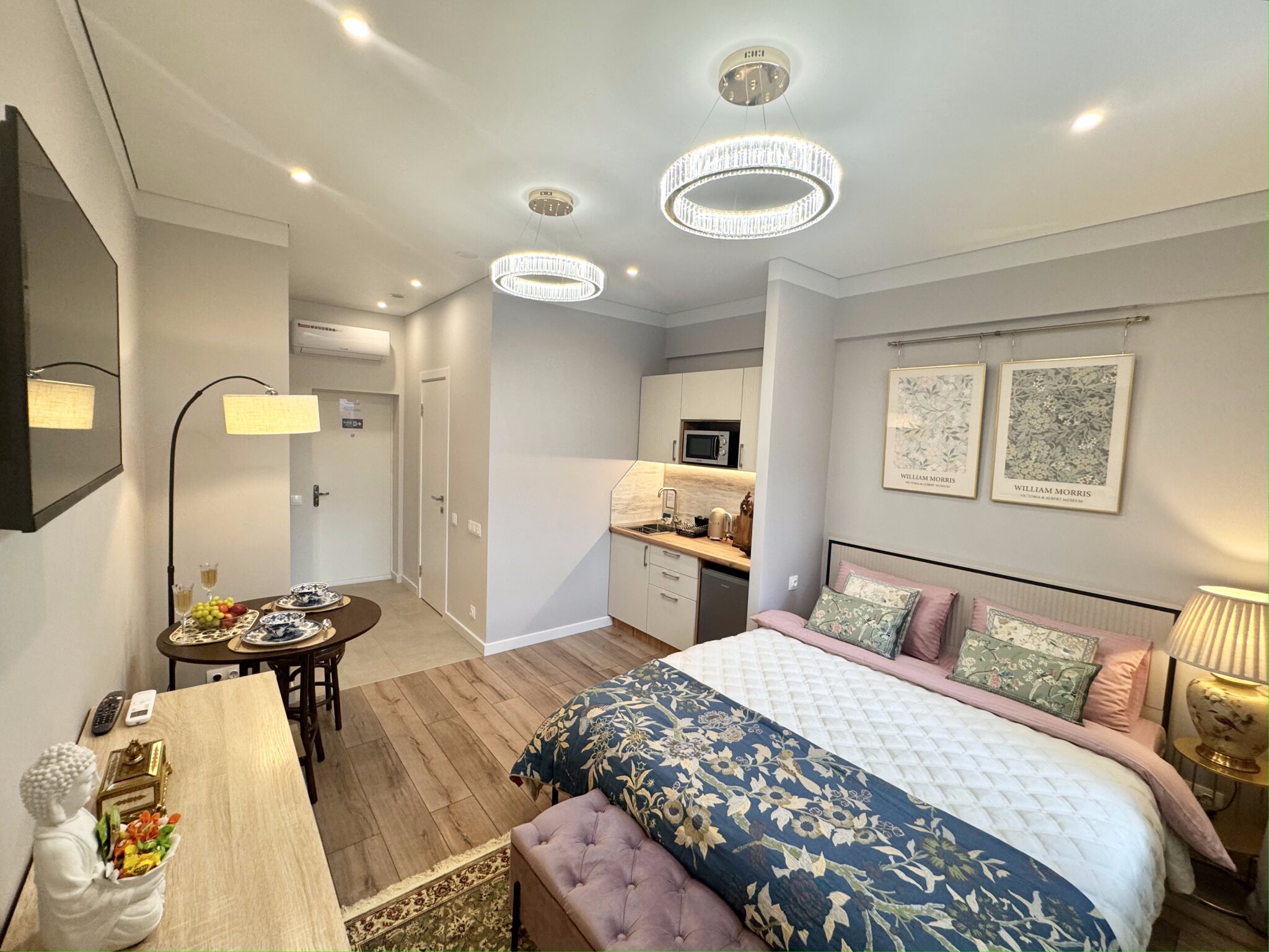 Фото Metro Business