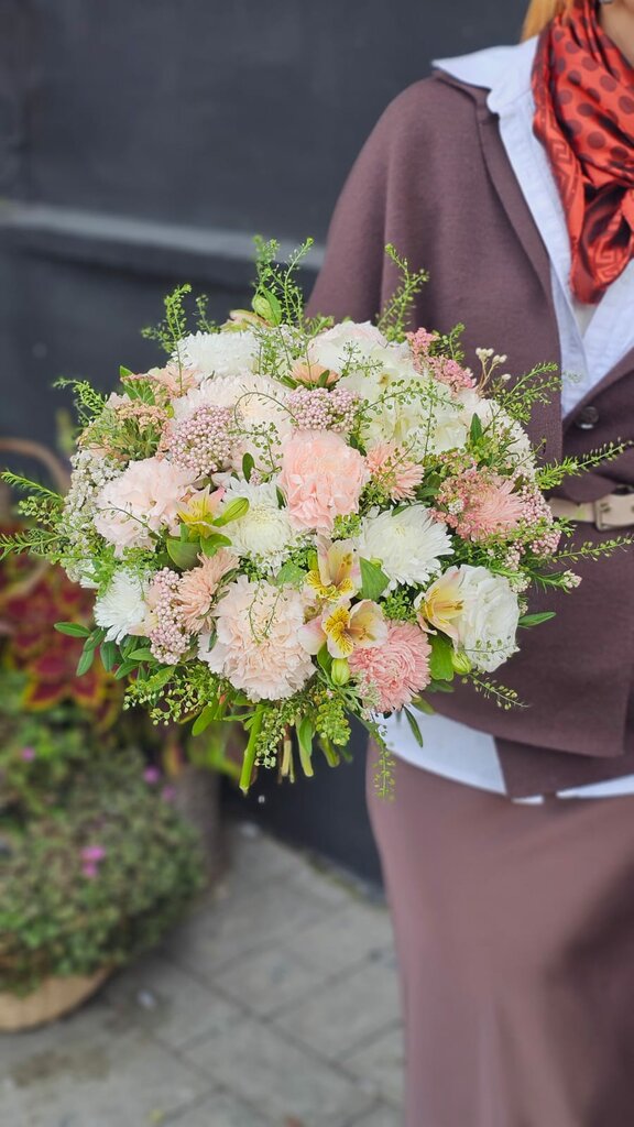 Магазин цветов Flowers, Москва, фото